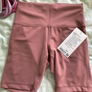 Lululemon wunder train shorts 8"